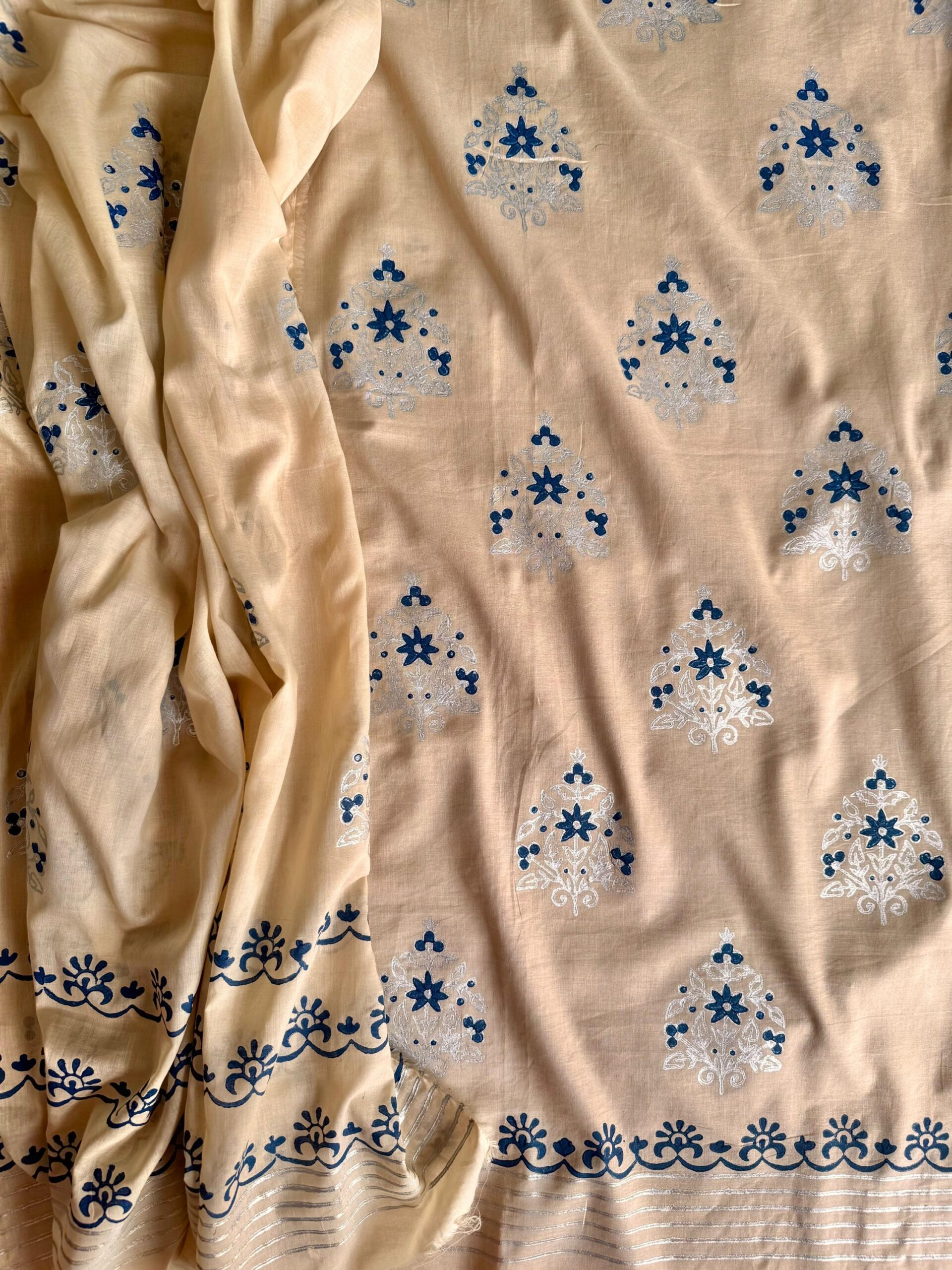 Beige - Image 3