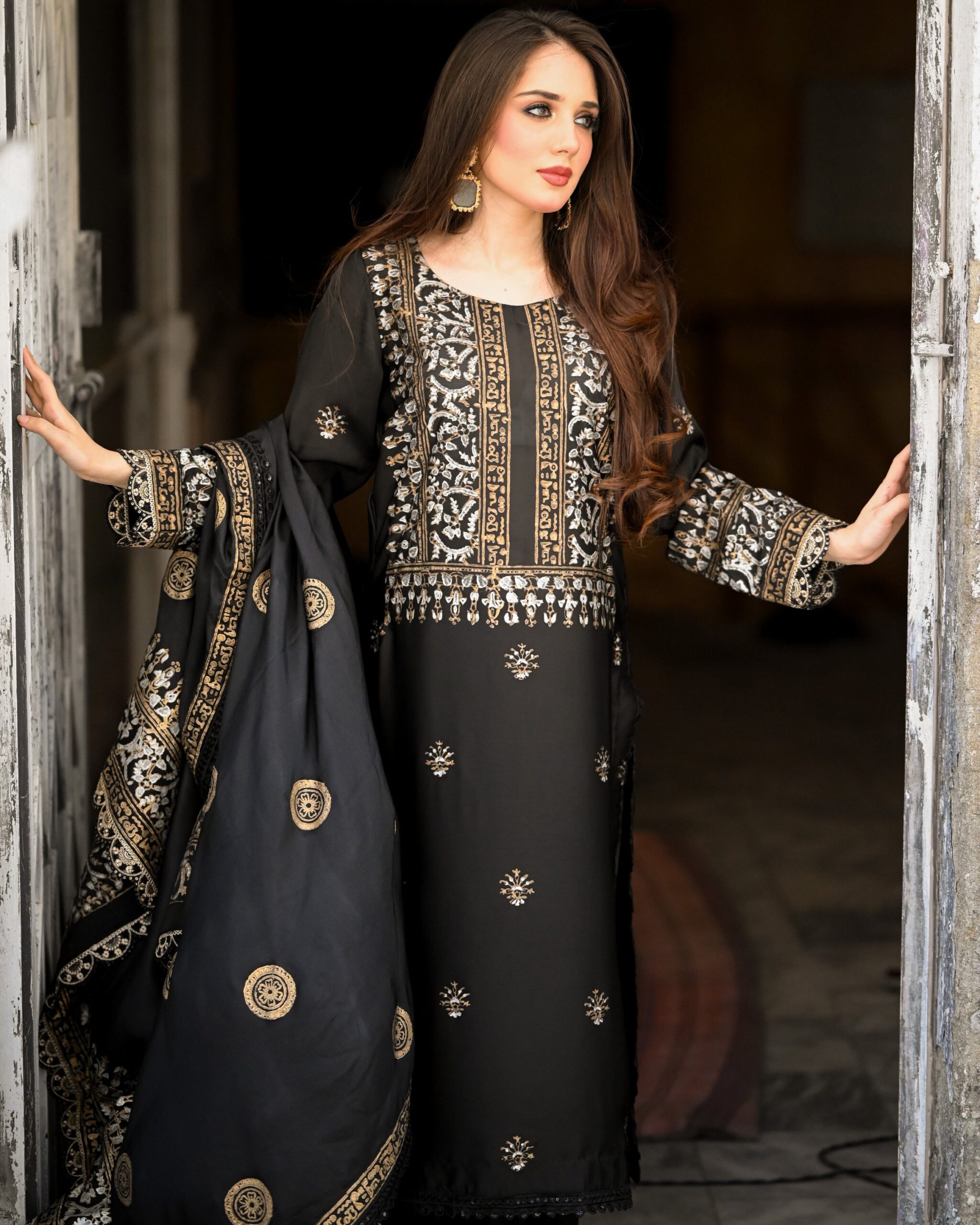 Black Silk - Image 2
